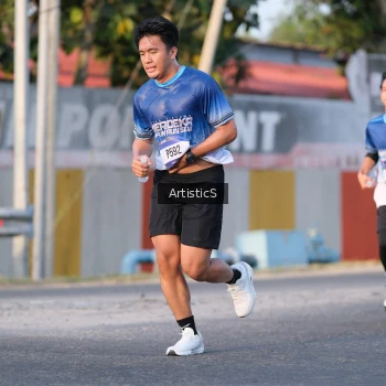 Runner Photo 3501853