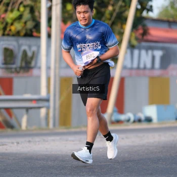Runner Photo 3501876