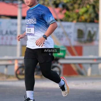 Runner Photo 3502031