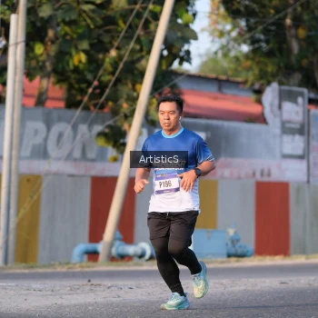 Runner Photo 3502032