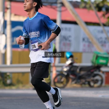 Runner Photo 3502068