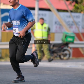 Runner Photo 3502096