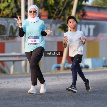 Runner Photo 3502122