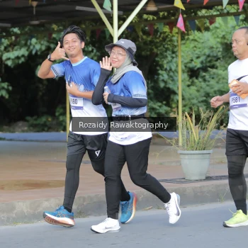 Runner Photo 3502126