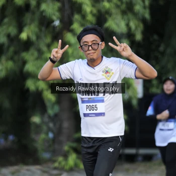 Runner Photo 3502134