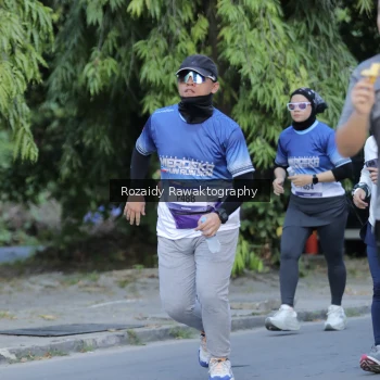 Runner Photo 3502164