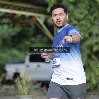Runner Photo 3502165