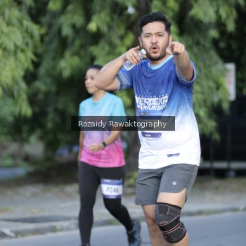 Runner Photo 3502168