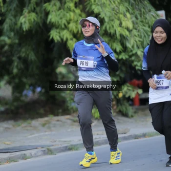 Runner Photo 3502177