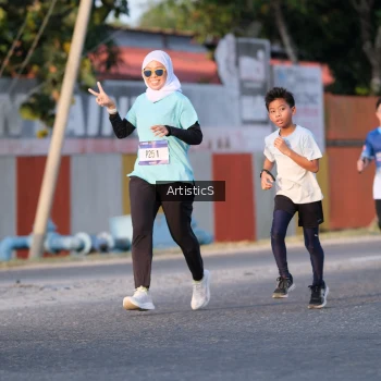 Runner Photo 3502200