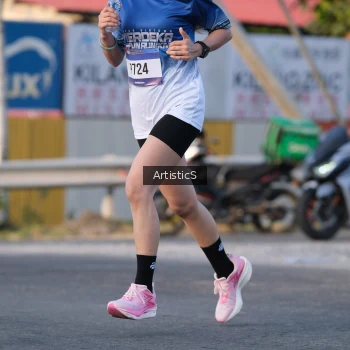 Runner Photo 3502217