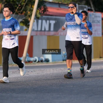 Runner Photo 3502221