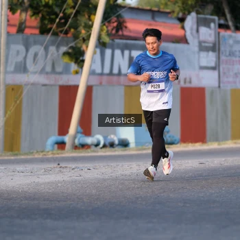 Runner Photo 3502224
