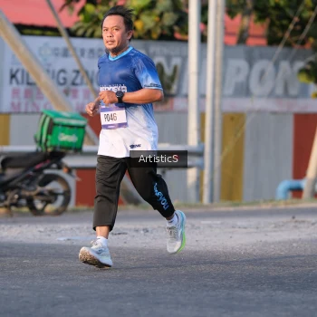 Runner Photo 3502246