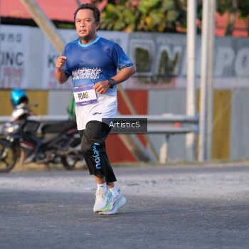 Runner Photo 3502259