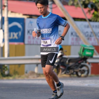Runner Photo 3502286