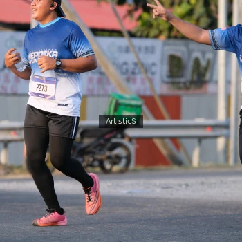 Runner Photo 3502335
