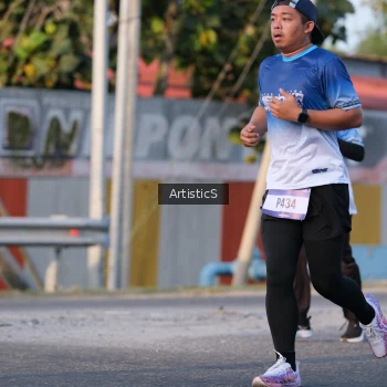 Runner Photo 3502358