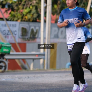 Runner Photo 3502368