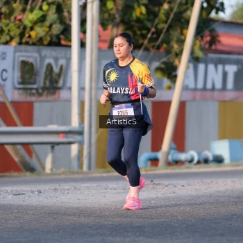 Runner Photo 3502398