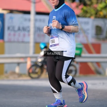 Runner Photo 3502443