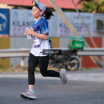 Runner Photo 3502448