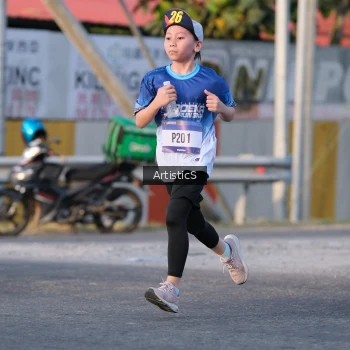 Runner Photo 3502497
