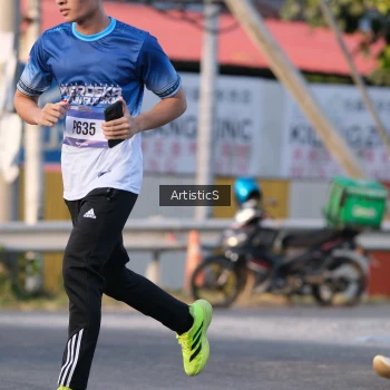 Runner Photo 3502652