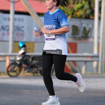 Runner Photo 3502665