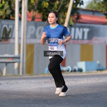 Runner Photo 3502700