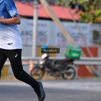 Runner Photo 3502725