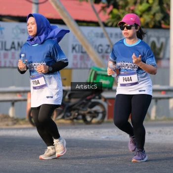 Runner Photo 3502742