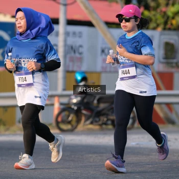 Runner Photo 3502745