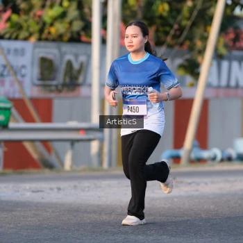 Runner Photo 3502795