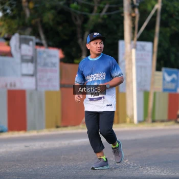 Runner Photo 3502797