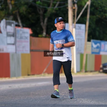 Runner Photo 3502799