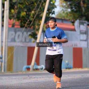 Runner Photo 3502806