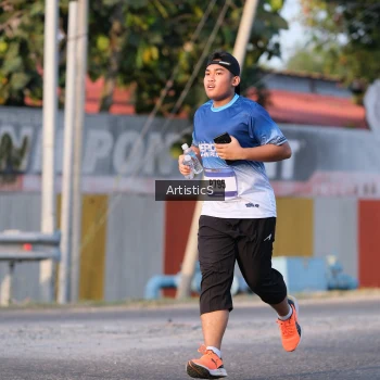 Runner Photo 3502817