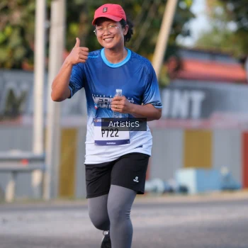 Runner Photo 3502840