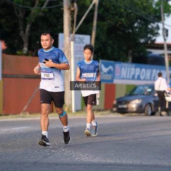 Runner Photo 3502871
