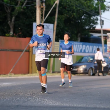 Runner Photo 3502874
