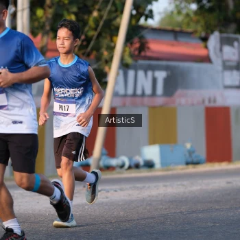 Runner Photo 3502877