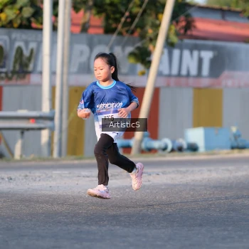 Runner Photo 3502893