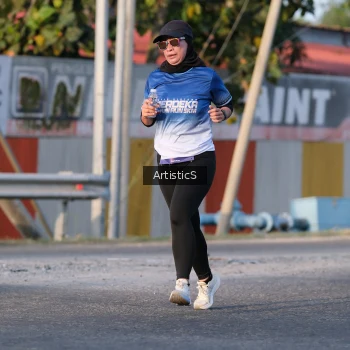 Runner Photo 3502913