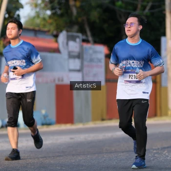 Runner Photo 3503013