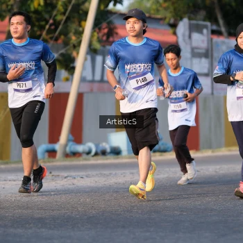 Runner Photo 3503073