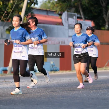 Runner Photo 3503171