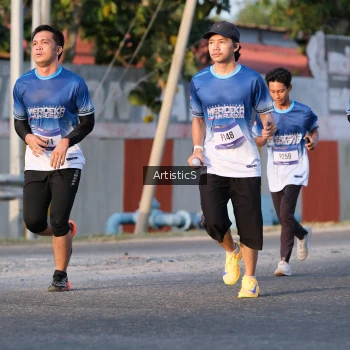 Runner Photo 3503299