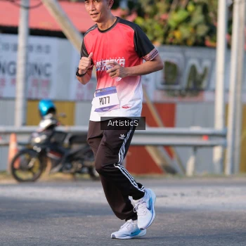 Runner Photo 3503300