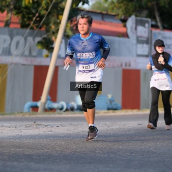 Runner Photo 3503346